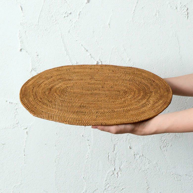 飽きのこない品格を持つ人気の高い素材