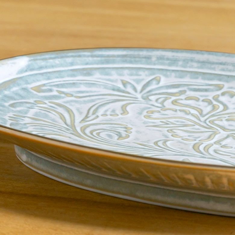 有田焼】花唐草彫り 楕円皿 ハクア 16㎝ | インテリア雑貨のPayung(パユン)