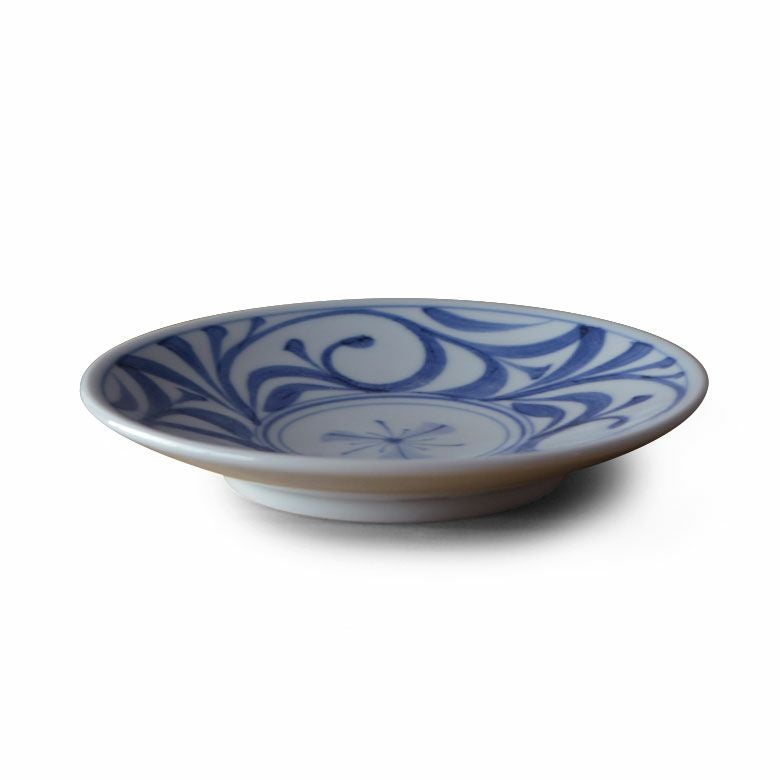 砥部焼 梅山窯 5寸(16cm)丸皿 唐草 | インテリア雑貨のPayung(パユン)