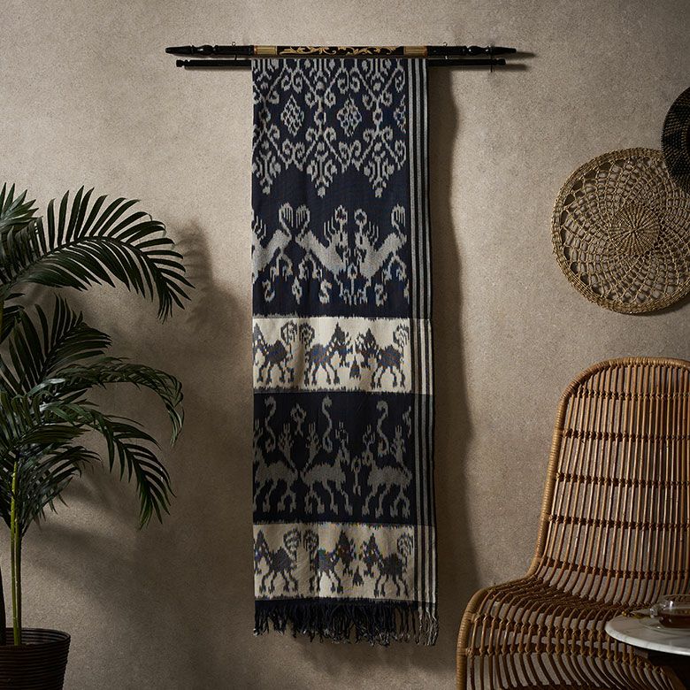 000000000999-01.jpg?size=l&w=