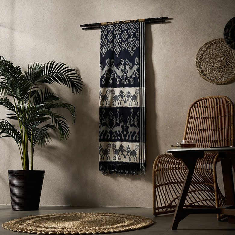 000000000999-05.jpg?size=l&w=