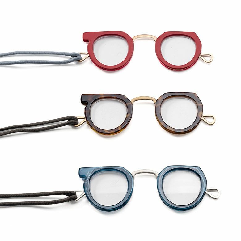 アクセサリー感覚で使える手元用メガネPeep Glass