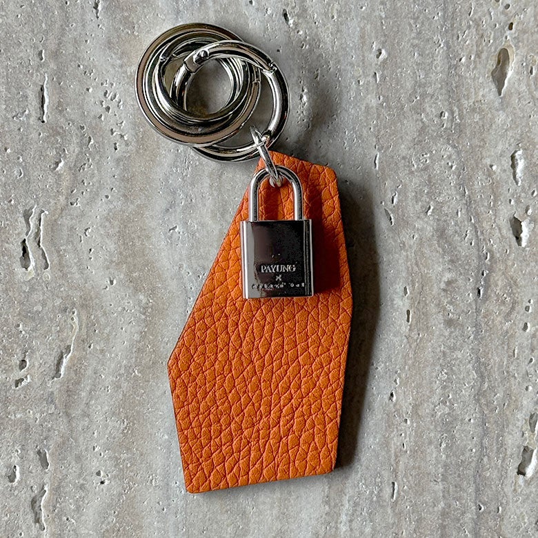 Maison Def コラボ キーホルダー オレンジ×シルバー